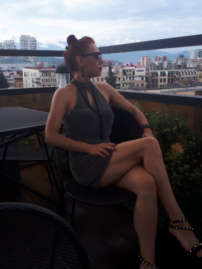 Частная массажистка Лора 