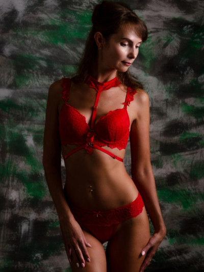 Частная массажистка Елена 