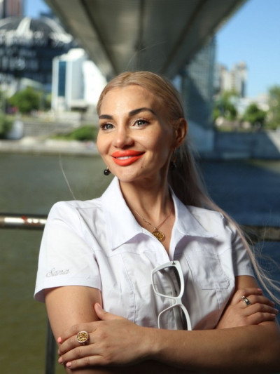 Частная массажистка Стелла 